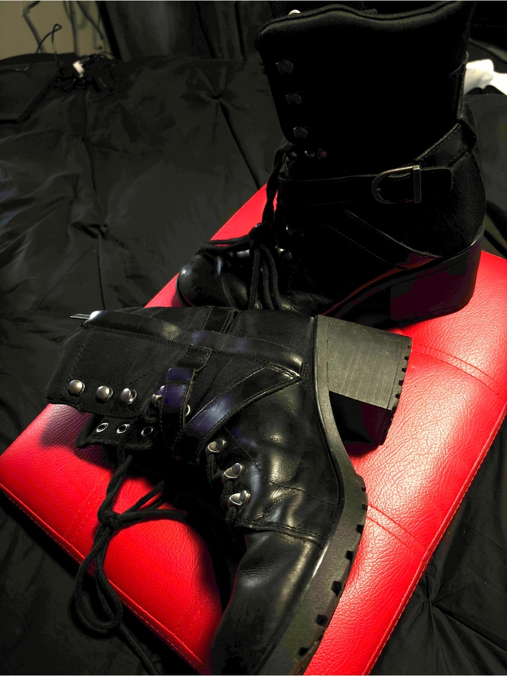 Black Lace-Up Chunky Heel Harley Davidson Boots - Picture 2 of 2